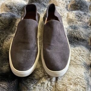 Steve Madden Gray Fayna Suede Slip On Loafer style tennis shoes  casual Size 8.5